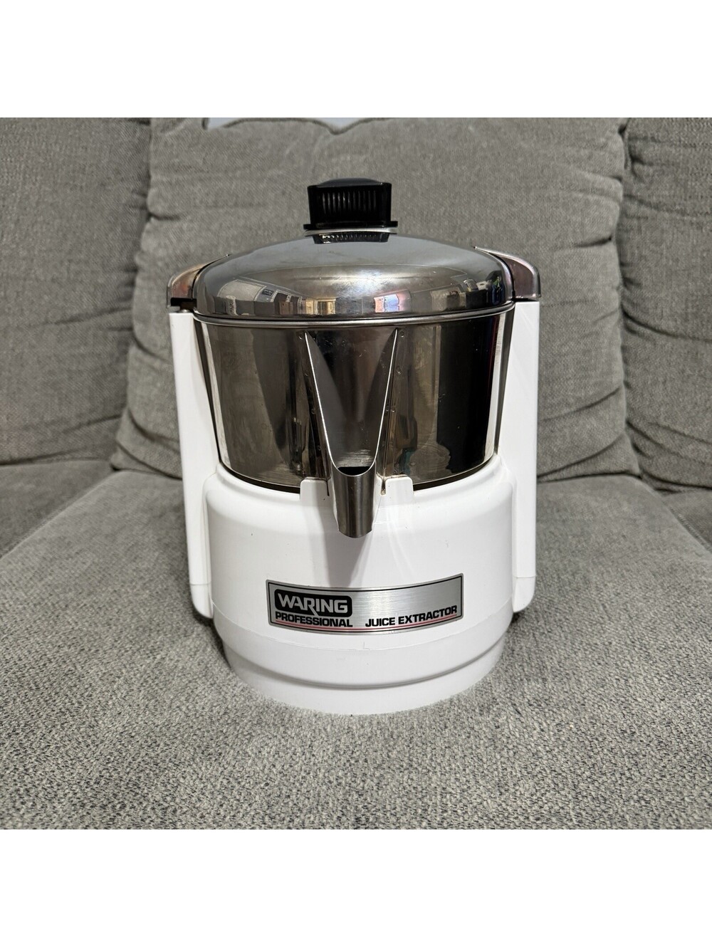 Waring Pro Professional Juice Extractor 11JE38 Juicer